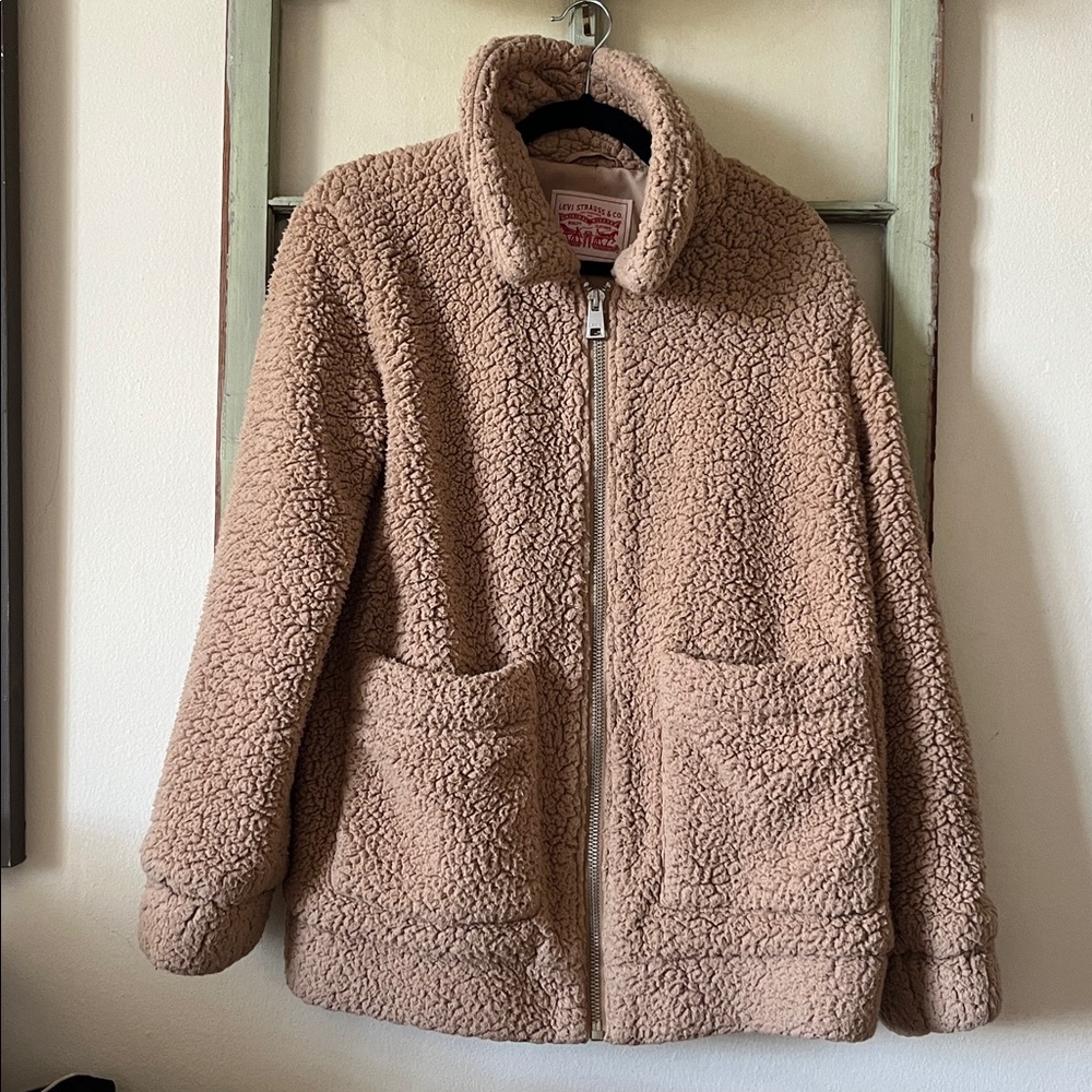Levi's Sherpa Teddy Jacket Tan Size M Comfy Teddy Bear Fluffy Texture